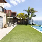 Home2book Ocean View Villa, Private Pool & Garden