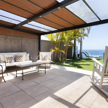 Home2book Ocean View Villa, Private Pool & Garden Villa *